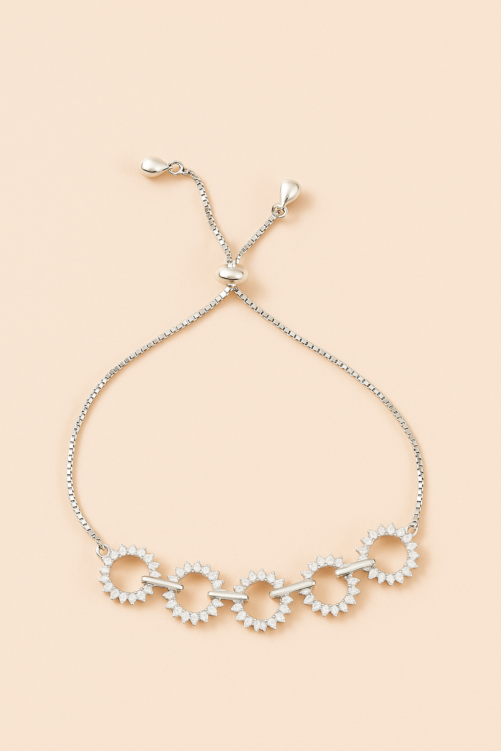 Aarvi Silver Circle Bracelet