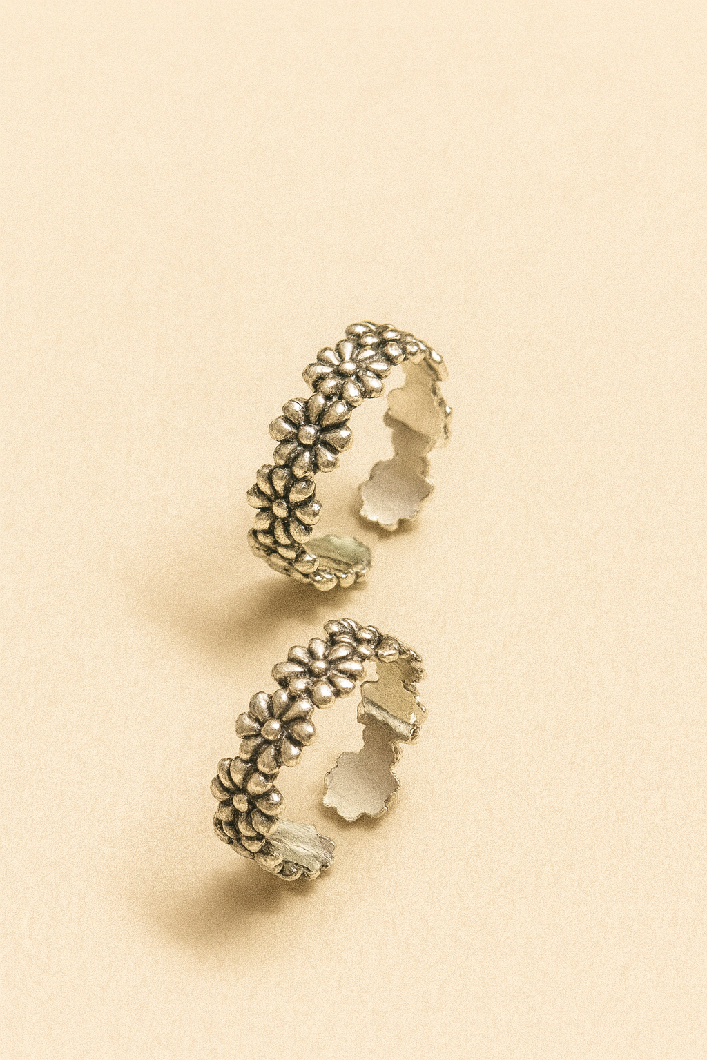 Vintage Bloom Toe Rings – 925 Sterling Silver (Adjustable Pair)