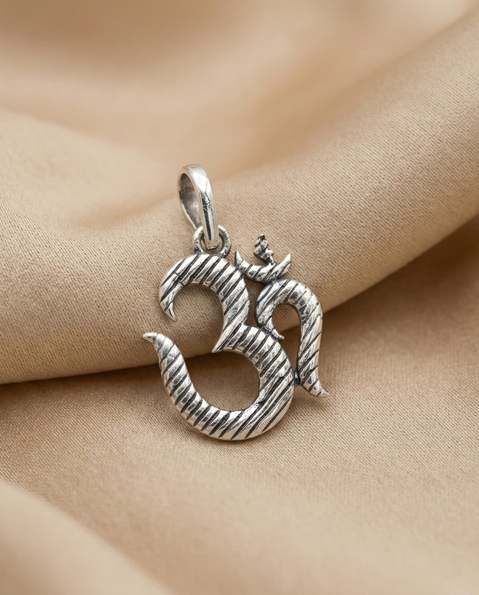 Om Pendant 925 Silver